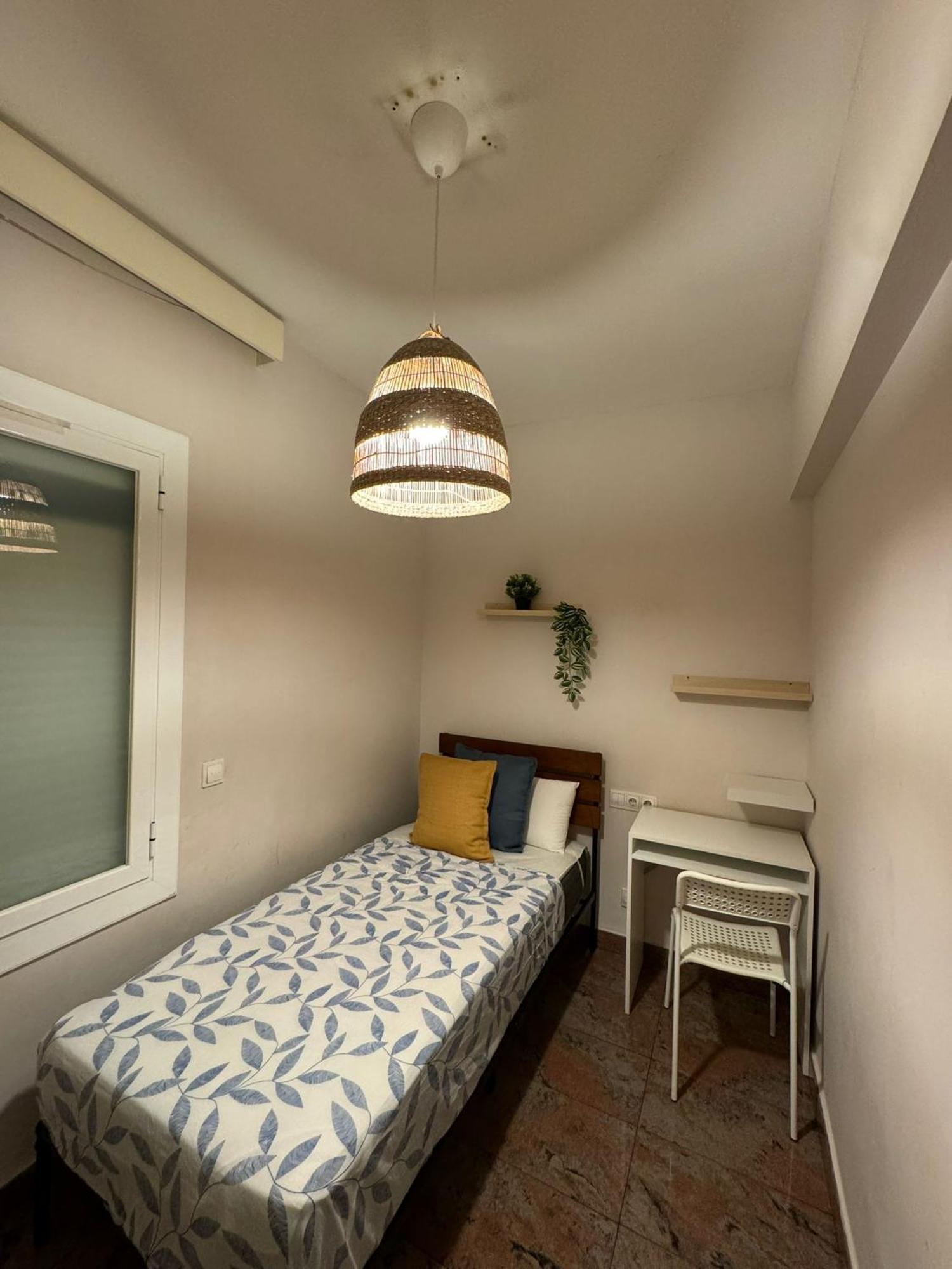 Leilighet Spacious In Area A